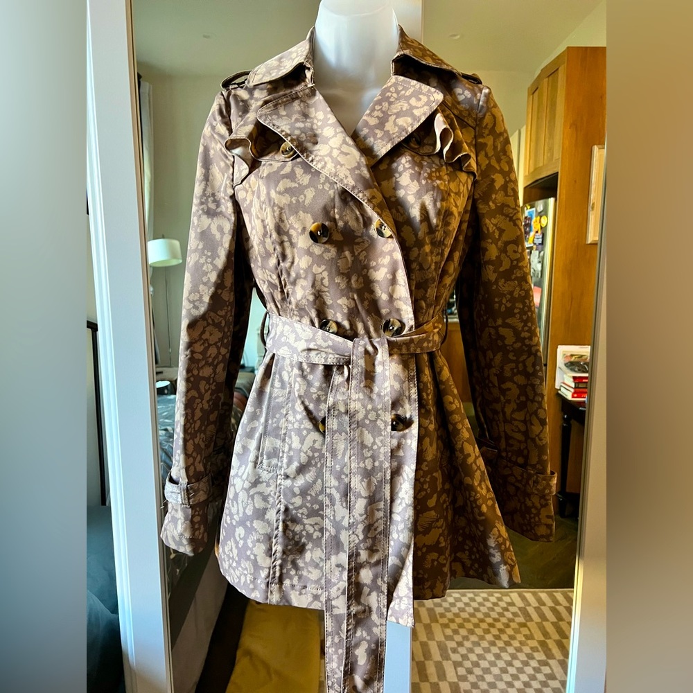 Anthropologie >> Daughters of the Liberation >> Short Trench Jacket, Size 0